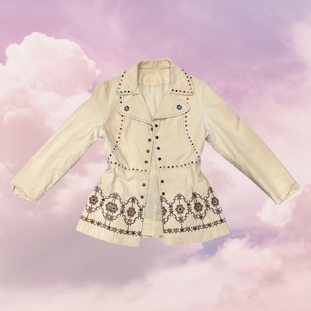 Vintage y2k coat w bedazzled design